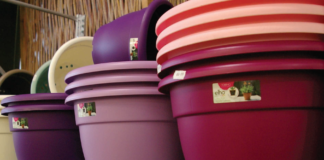 POTS - NEW, FASHIONABLE COLOURS CAN EXCITE THE CUSTOMER.