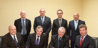 Today, IPM Potato Group Ltd and Teagasc signed a new fifteen year agreement in Oak Park, Carlow. Pictured (Front Row) were: Marcel De Sousa, IPM Director; Ian Ireland; Managing Director, Donegal Investment Group; Gerry Boyle, Teagasc Director; Liam Herlihy, Teagasc Chairman; (Back Row) were: Colm McDonnell, R&D Manager, IPM; Denis Griffin, Potato breeder, Crops Science Department, Teagasc; Sean Mulvany, Head of Technology Transfer, Teagasc and John Spink, Head of Crops Environment and Land Use, Teagasc.