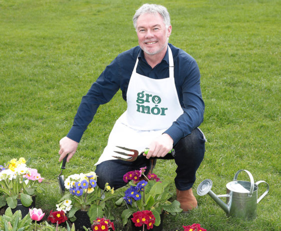 RTE Super Garden Judge and Bord Bia Bloom show manager, Gary Graham today launched the GroMór gardening campaign which encourages Irish people to enjoy their garden or outdoor space and reconnect with nature, for their physical and mental health at this time. The GroMór website provides tips, family-friendly activities and advice for growing plants, flowers, fruits and vegetables and Gary will be hosting a weekly video podcast with gardening experts around the country every Wednesday at 11am on the @gromor social media channels. Visit gromor.ie for further information. # Pic Brian McEvoy